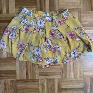 Floral float shorts